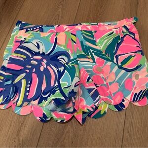Lilly Pulitzer Pink Blue Green Floral Scalloped Shorts